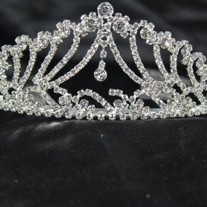 Beautiful  Tiara Rhinestone Princess Crown